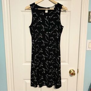 Vintage Jessica Petite Black and White Floral Midi Dress